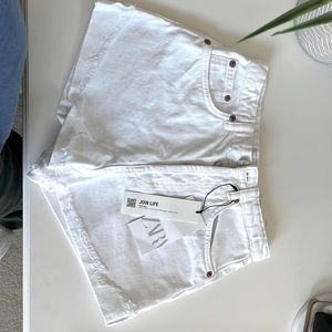 BRAND NEW ZARA high waisted white jean shorts